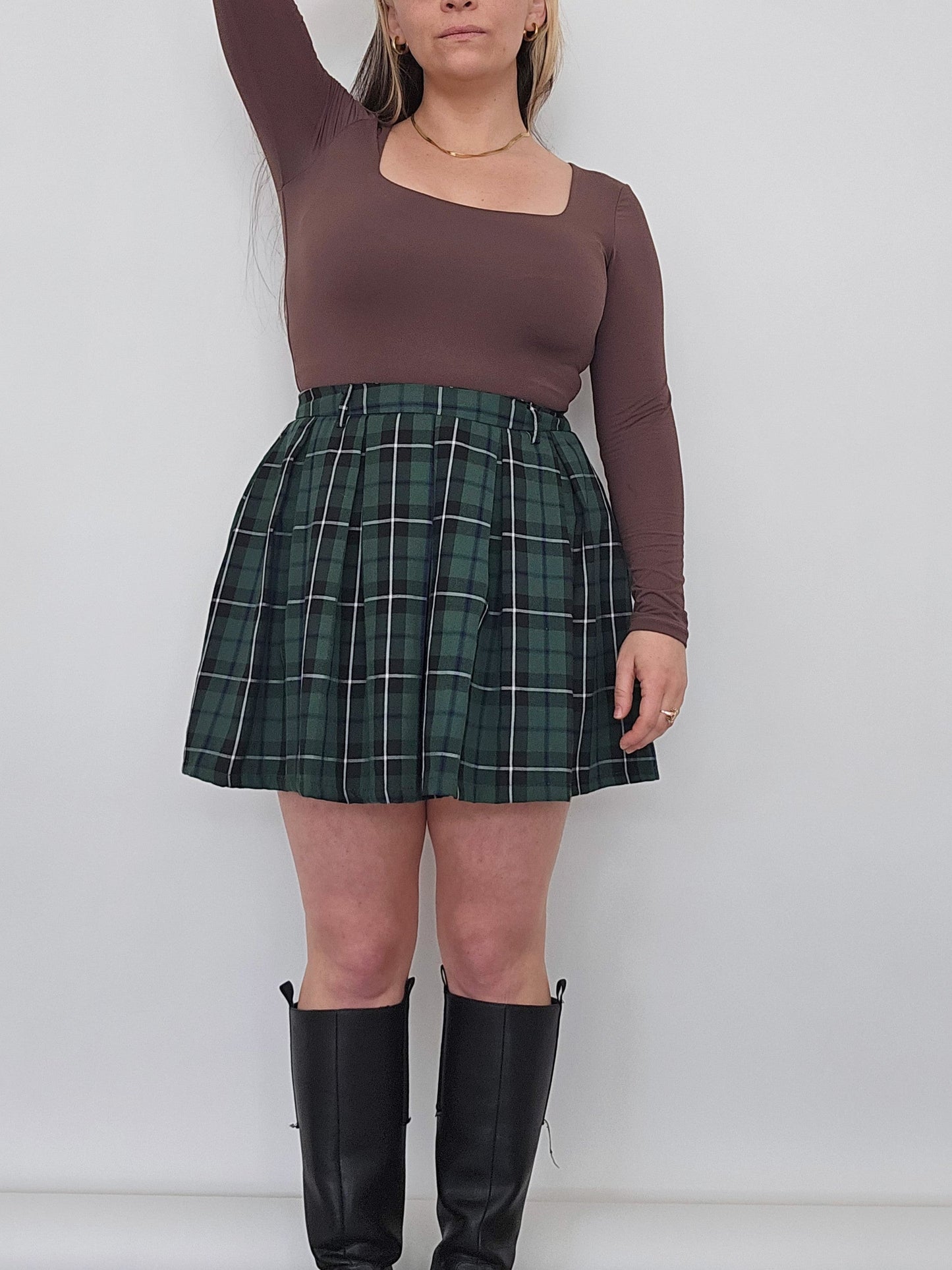 90s pleated mini skirt