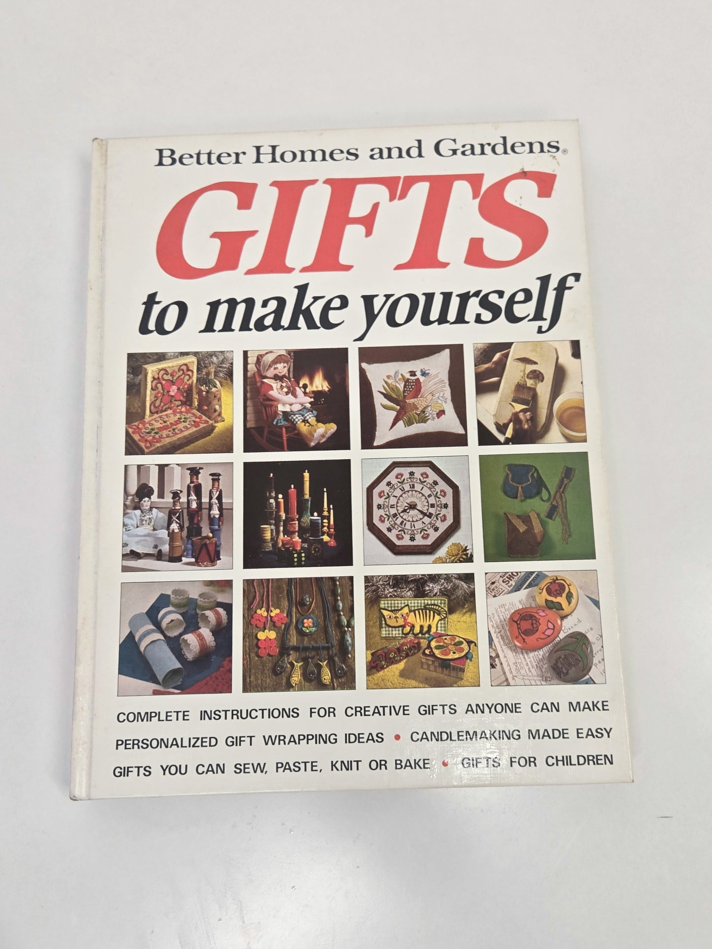 1972 Better Homes + Gardens Diy Craft Book