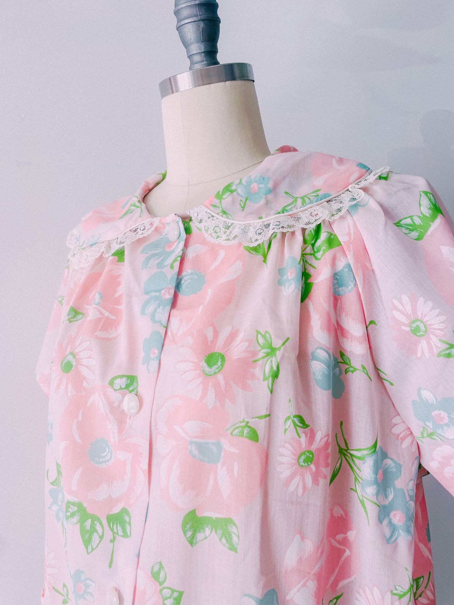 1970s Pink Floral House Coat