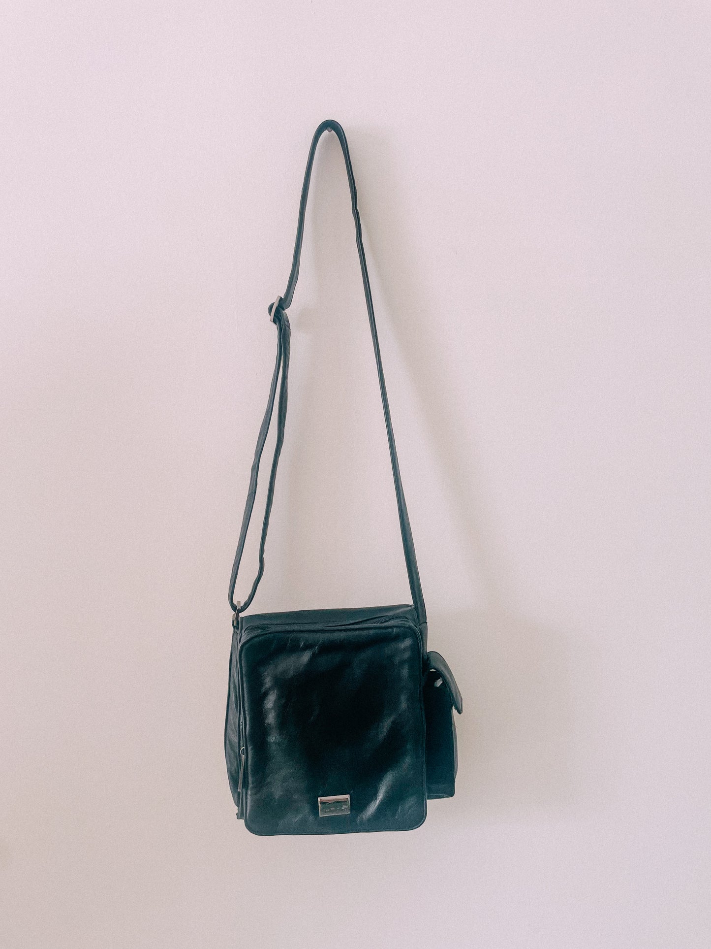 1990s Black Leather Crossbody Bag