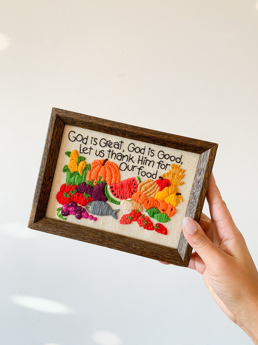 Vintage Thankful Prayer Embroidered Frame