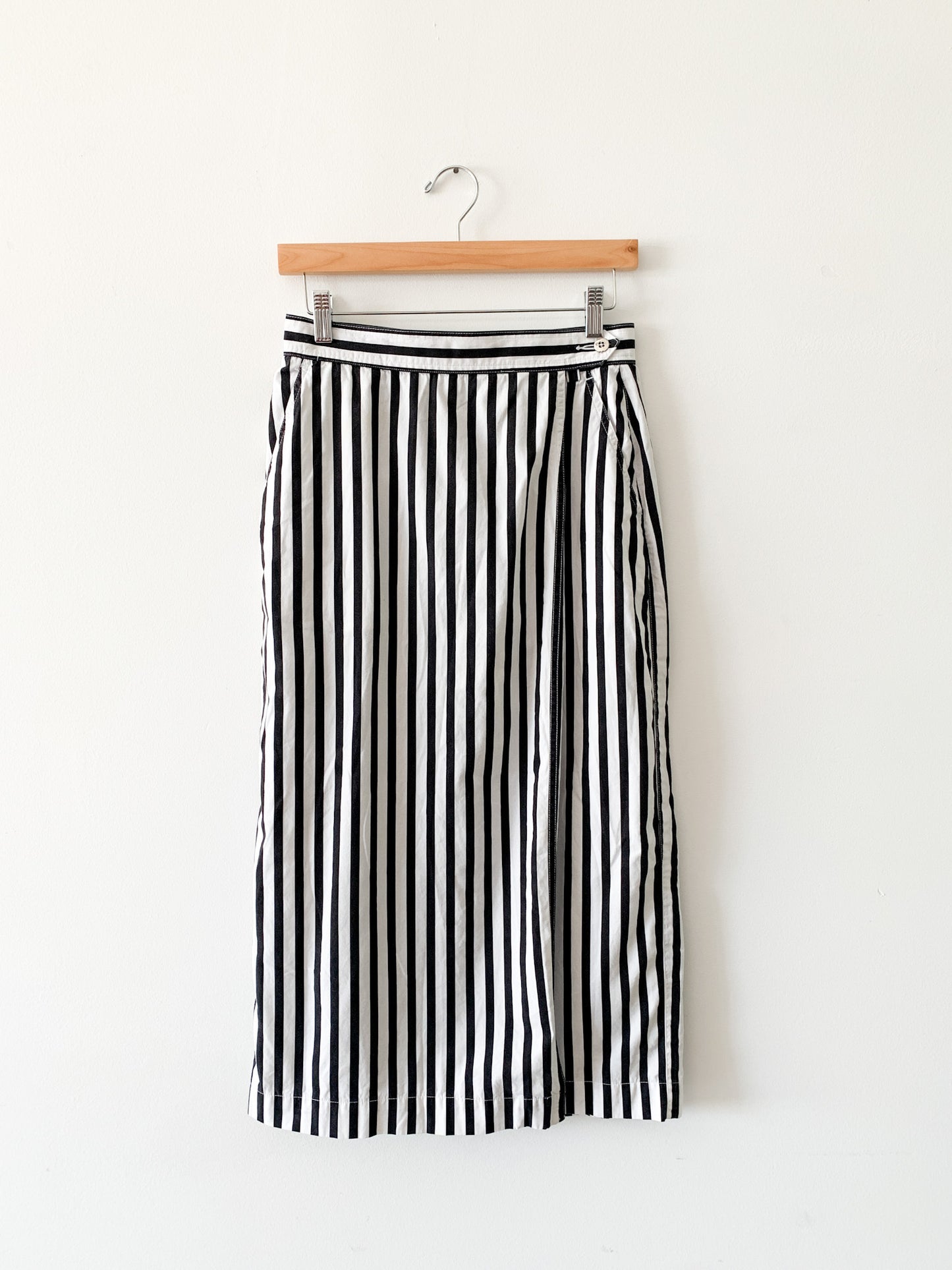 Liz Sport B+W Stripe Skirt