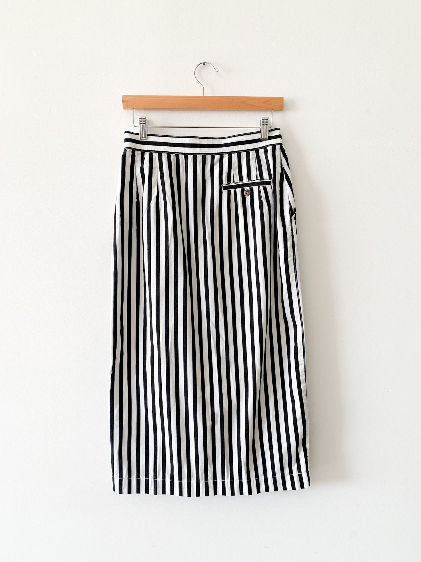 Liz Sport B+W Stripe Skirt