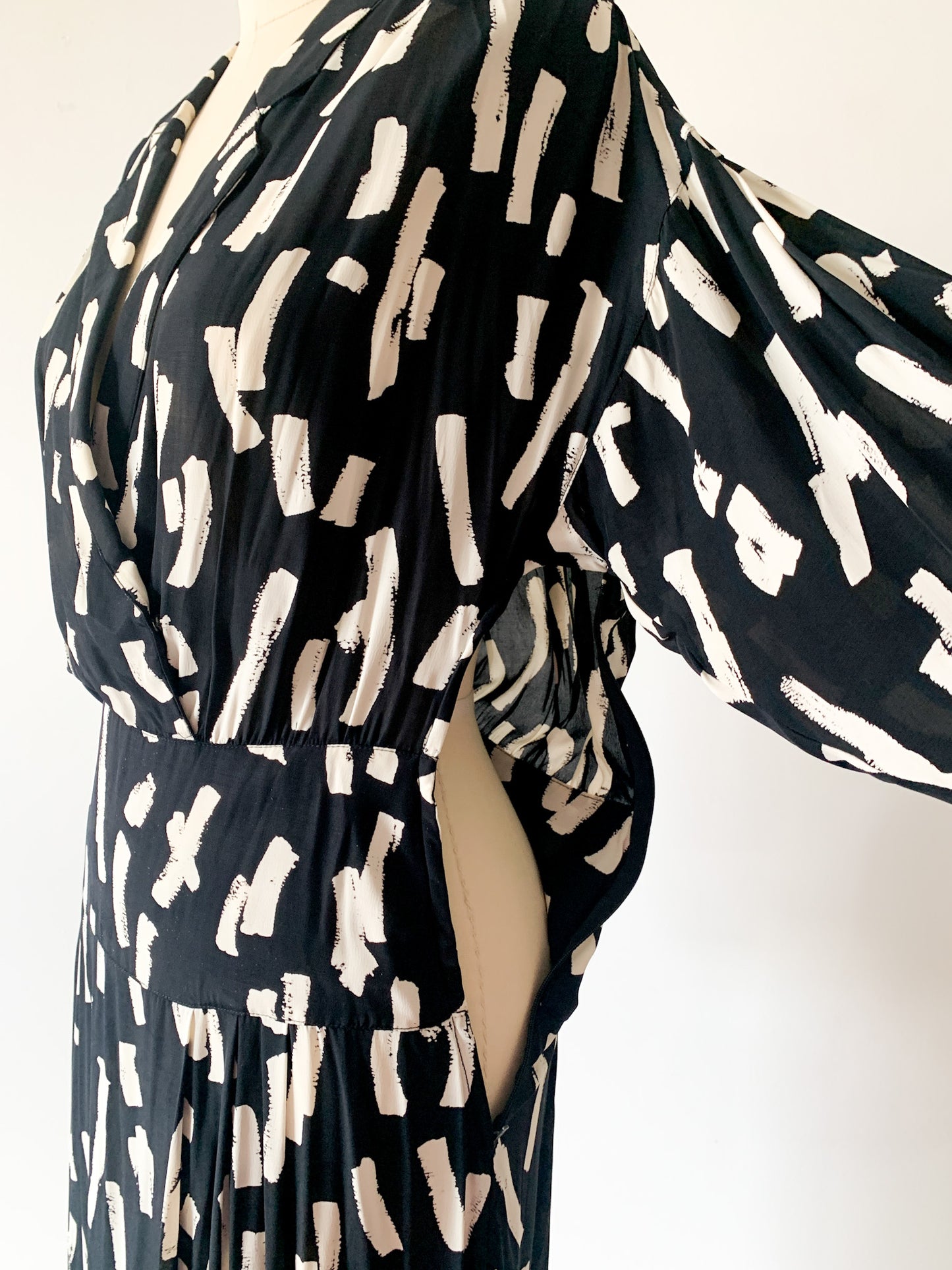 The Artist B+W Power Dress