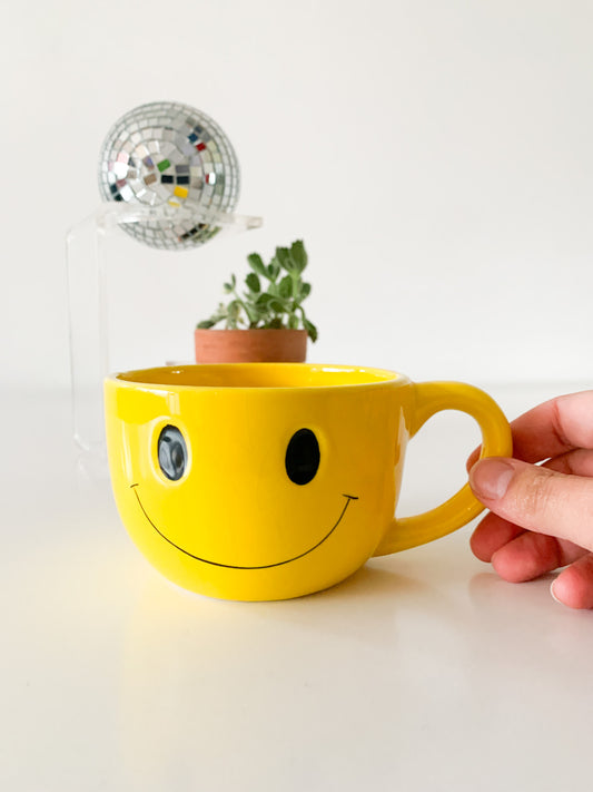 Vintage Smiley Mug