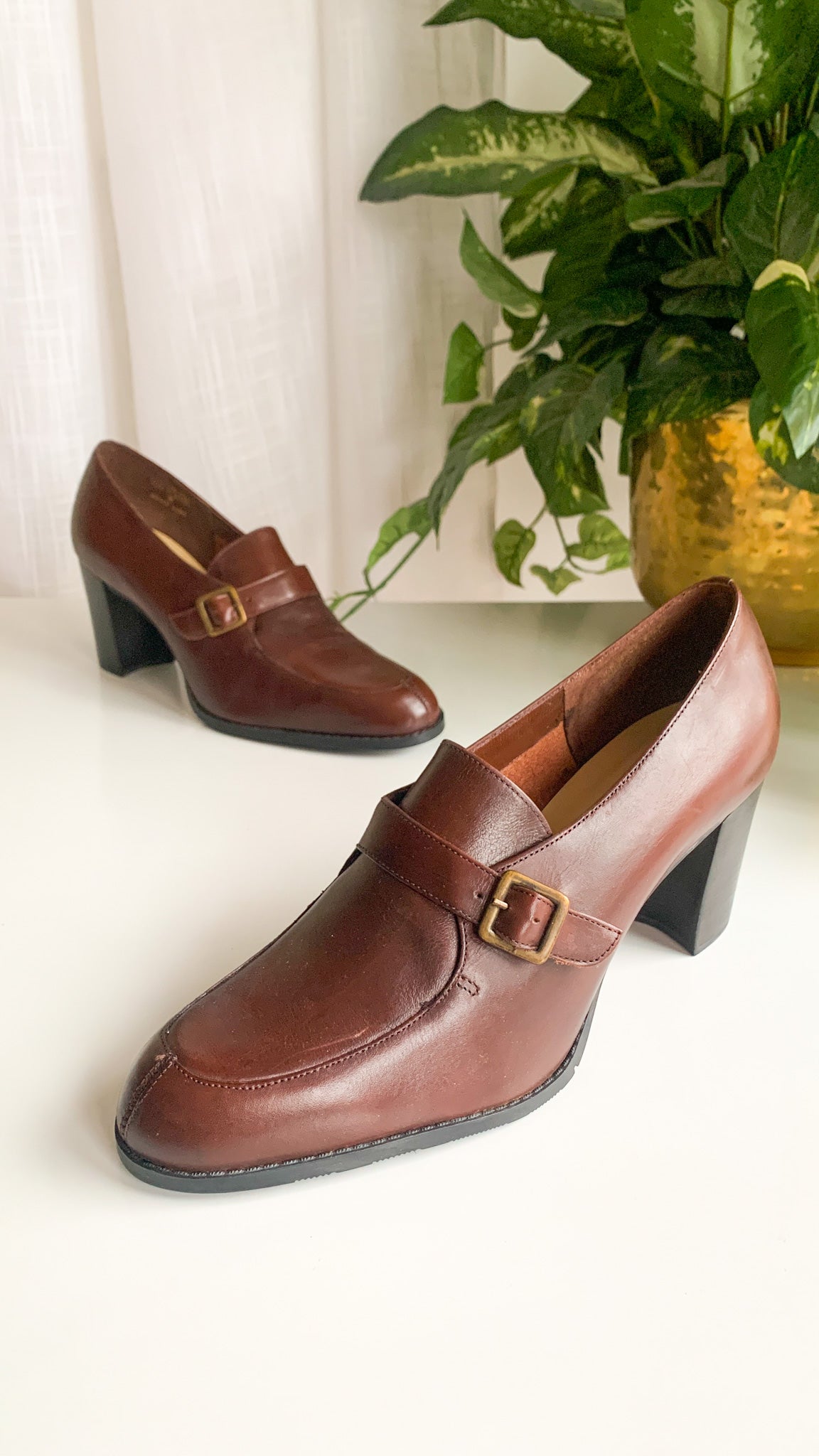 Westies Brown Heeled Loafer, sz. 9