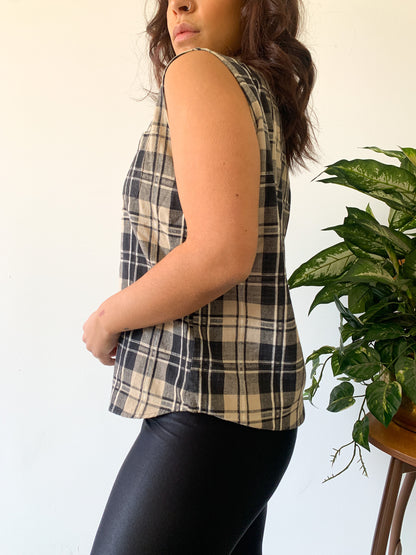 Sleeveless Nuovo Plaid Top