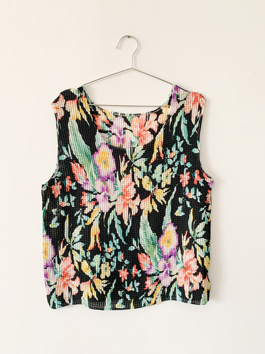 Notations Floral Plisse Top