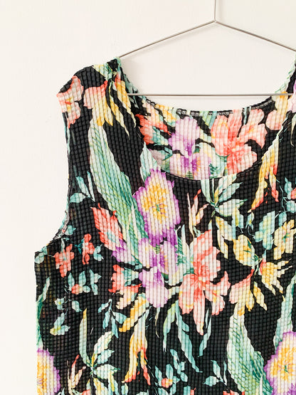 Notations Floral Plisse Top