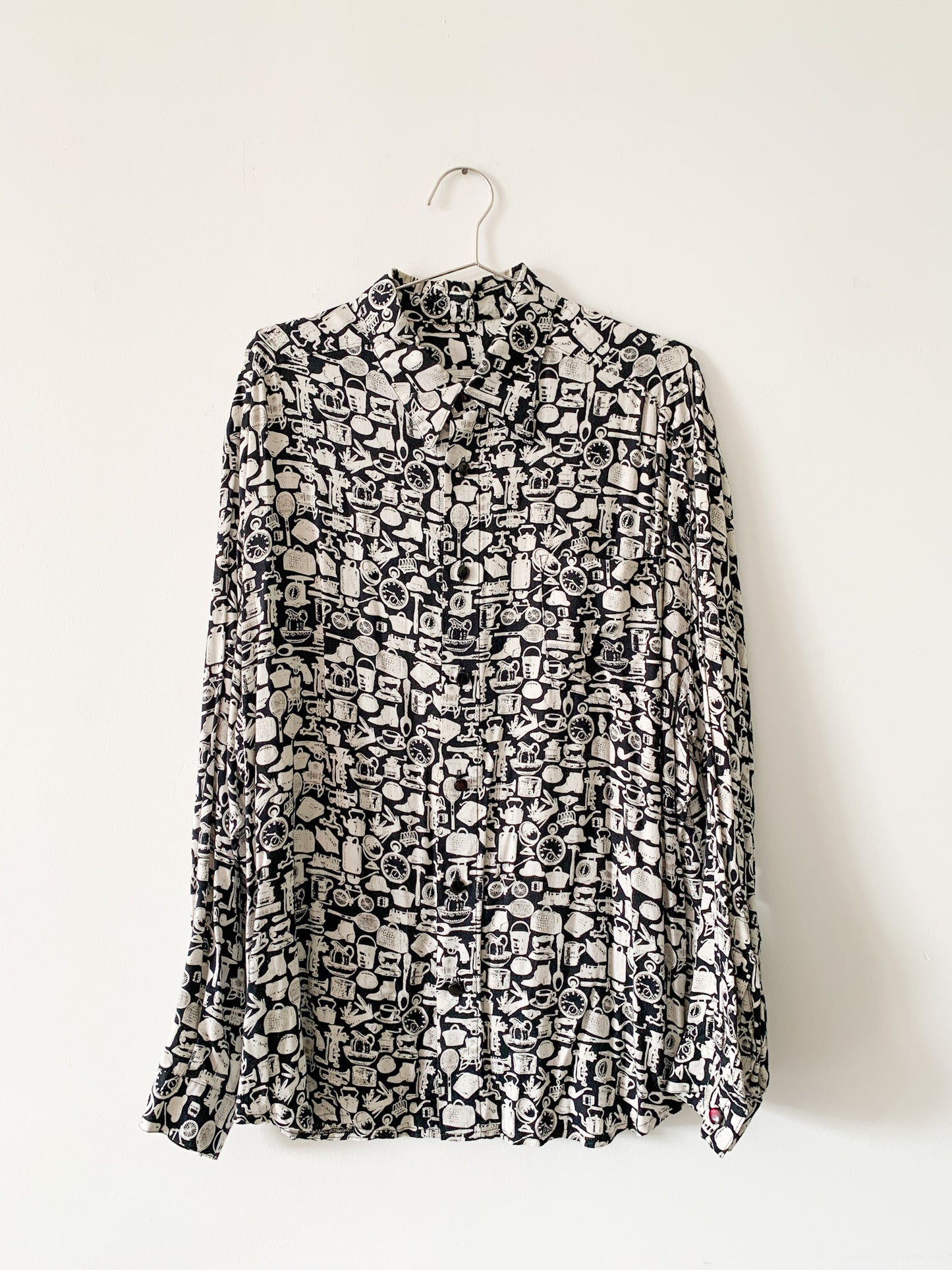 B+W Chateau Graphic Collared Top