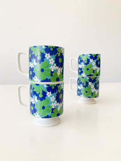 Retro Daisy Mugs, set of 4.