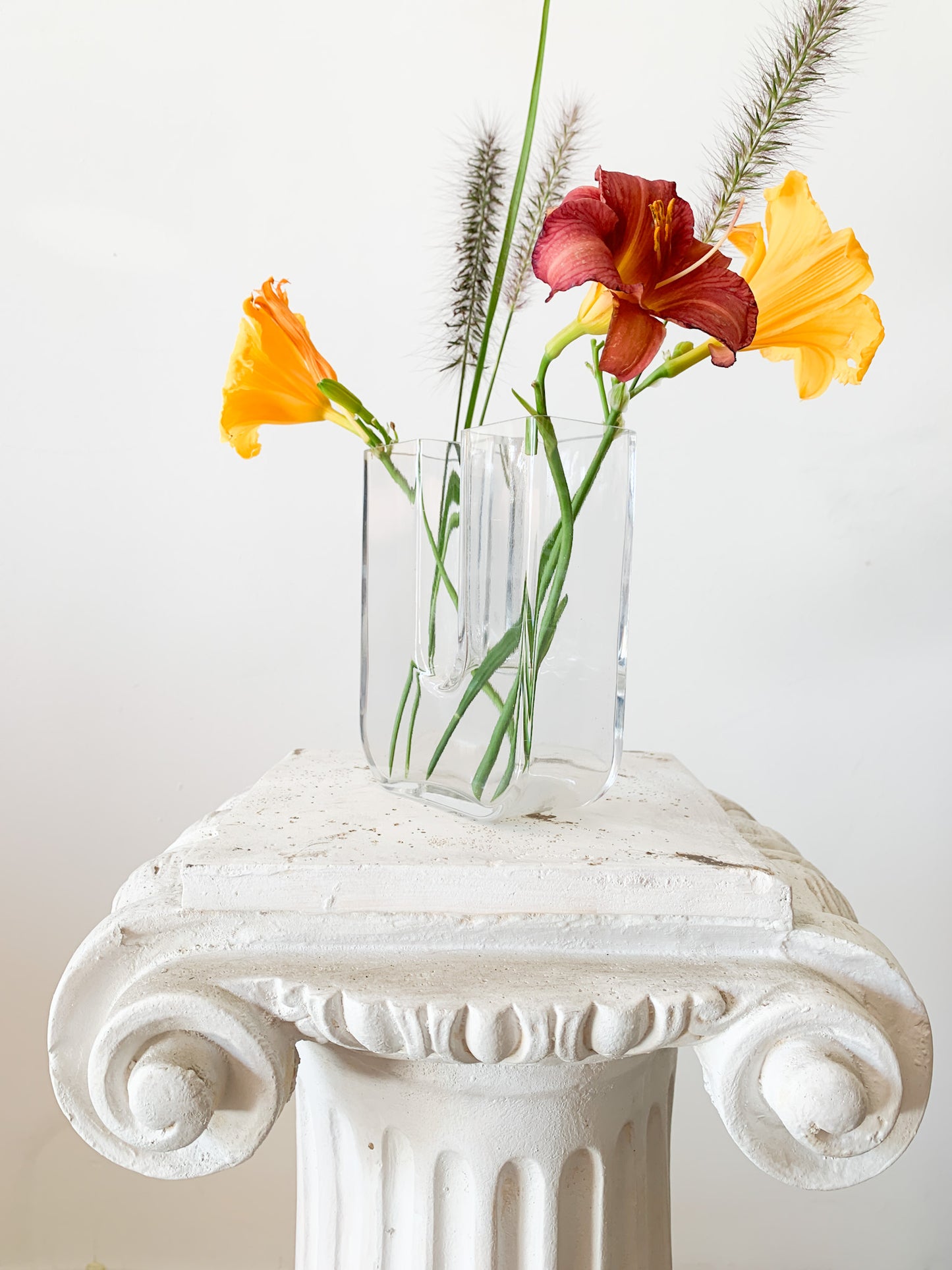 "U" Glass Stem Vase