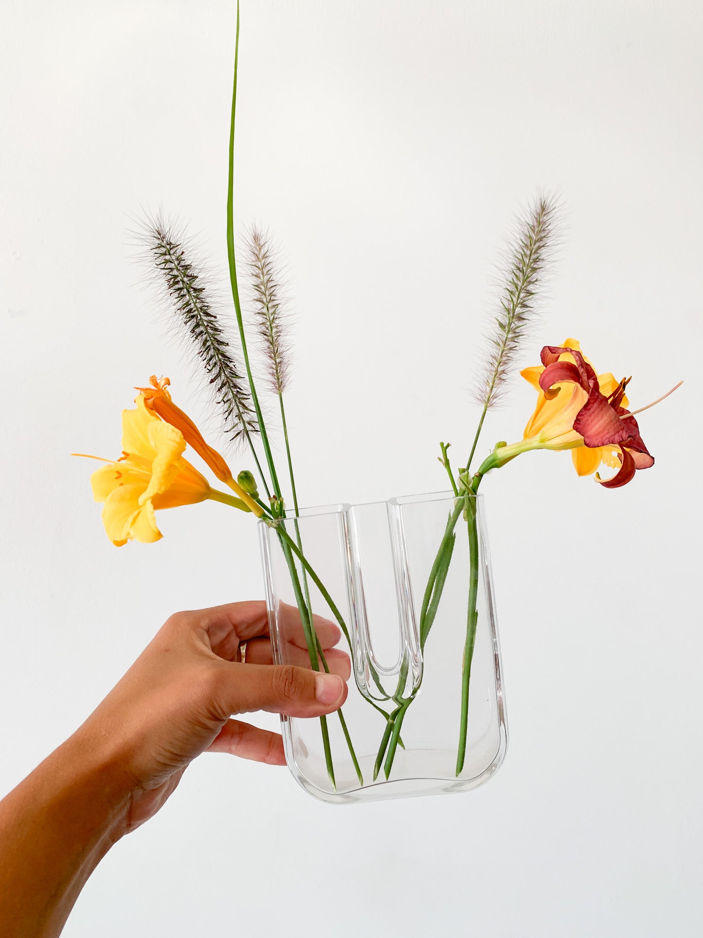 "U" Glass Stem Vase