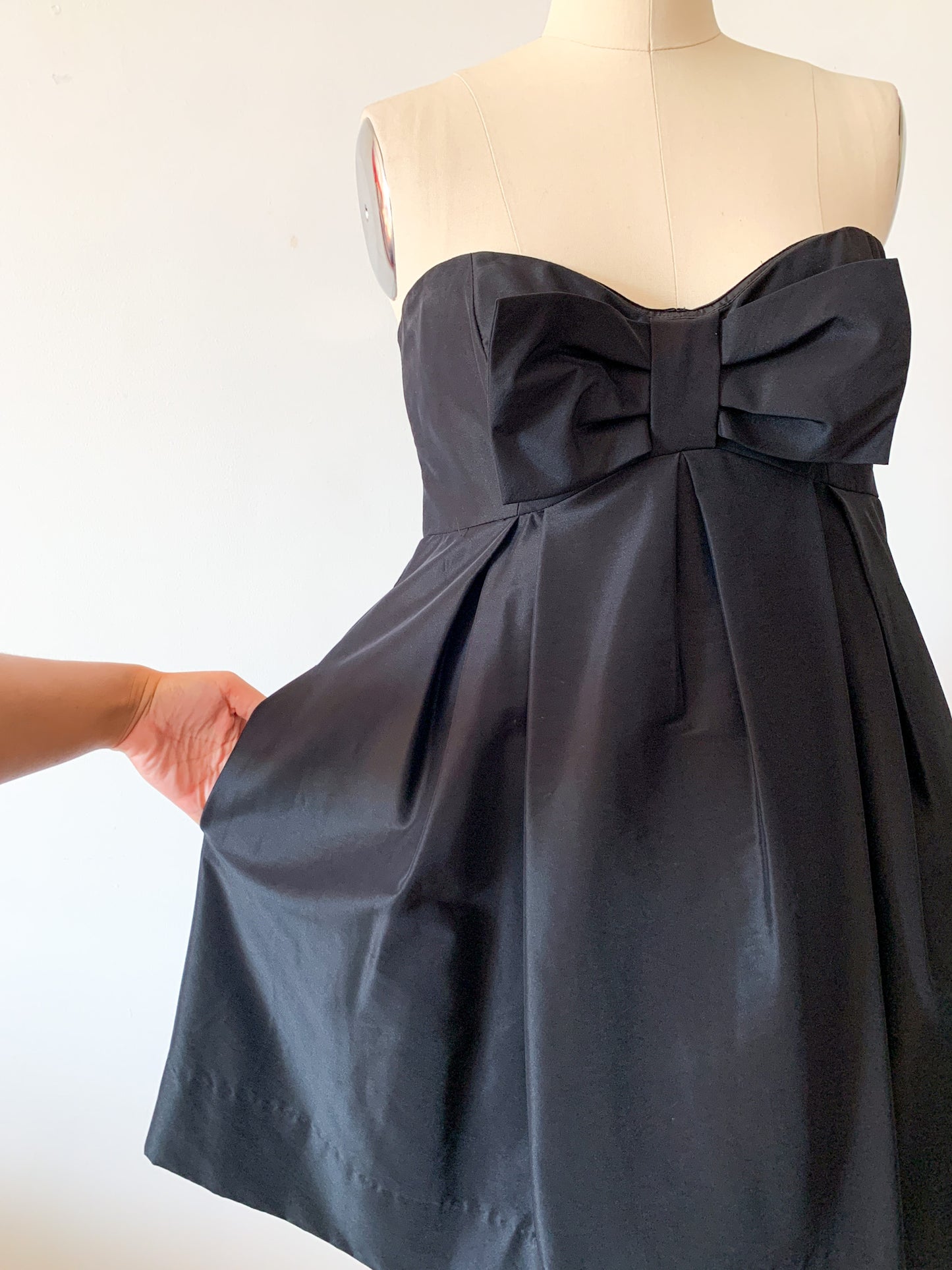 1980s Jill Stuarts Black Bow Dress