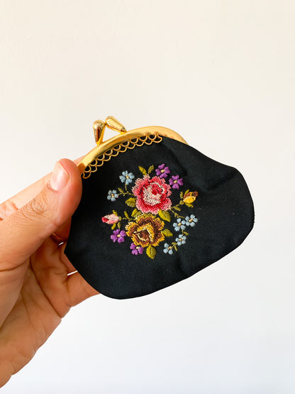 Vintage Floral Embroidered Coin Purse