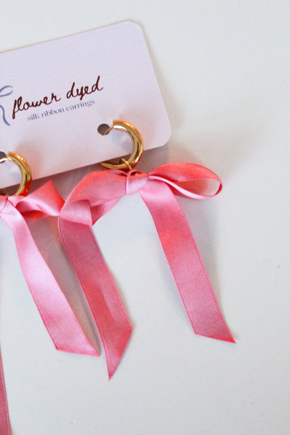 Short Silk Bow Earrings - Pink